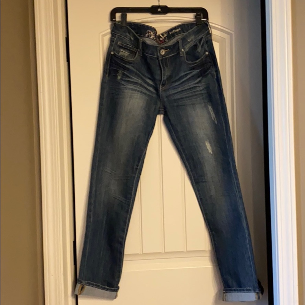 Refuge distressed jeans